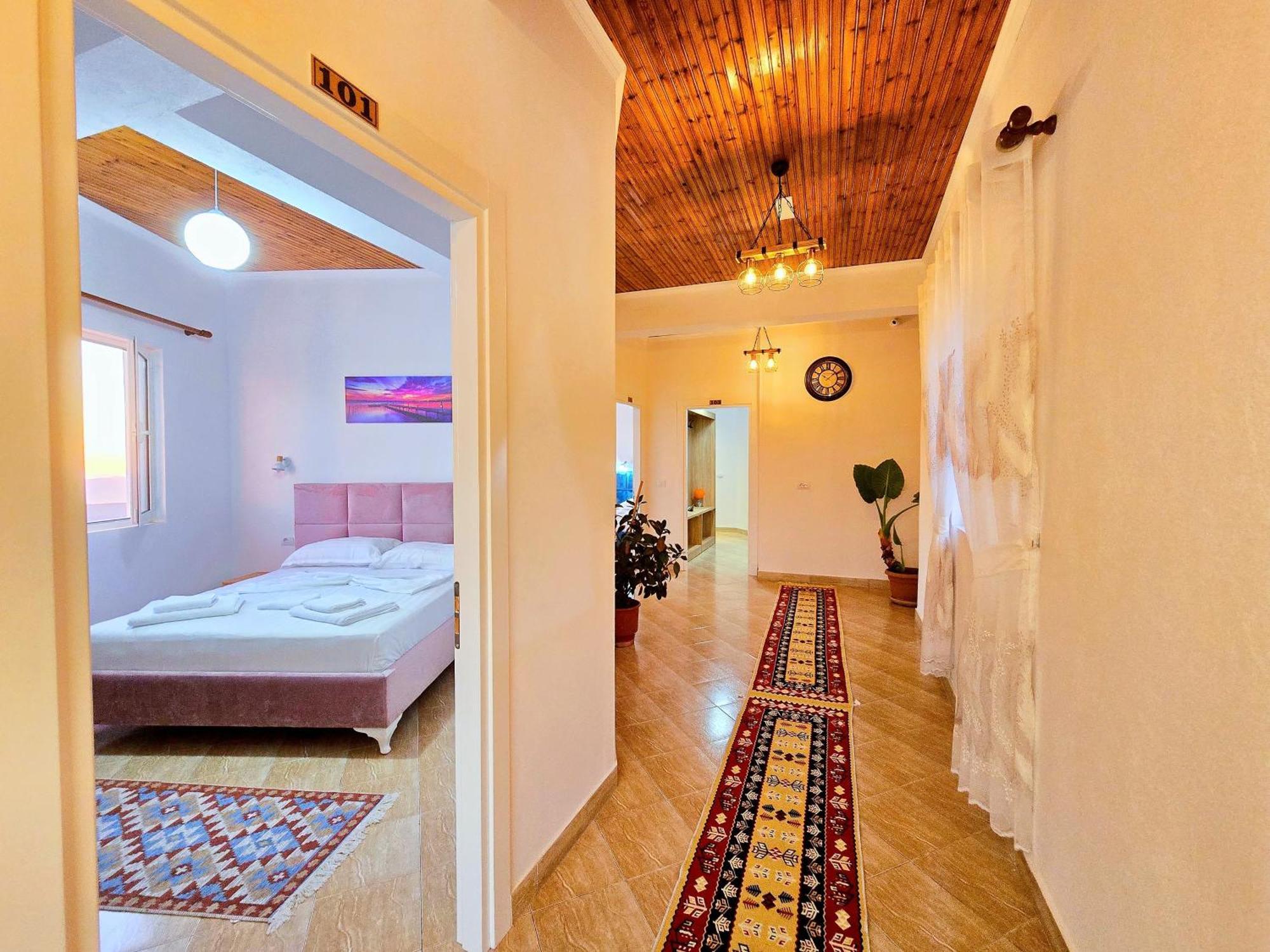 Enma Rooms Krujë 外观 照片